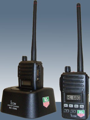 Rádio Dados e Voz HL 680